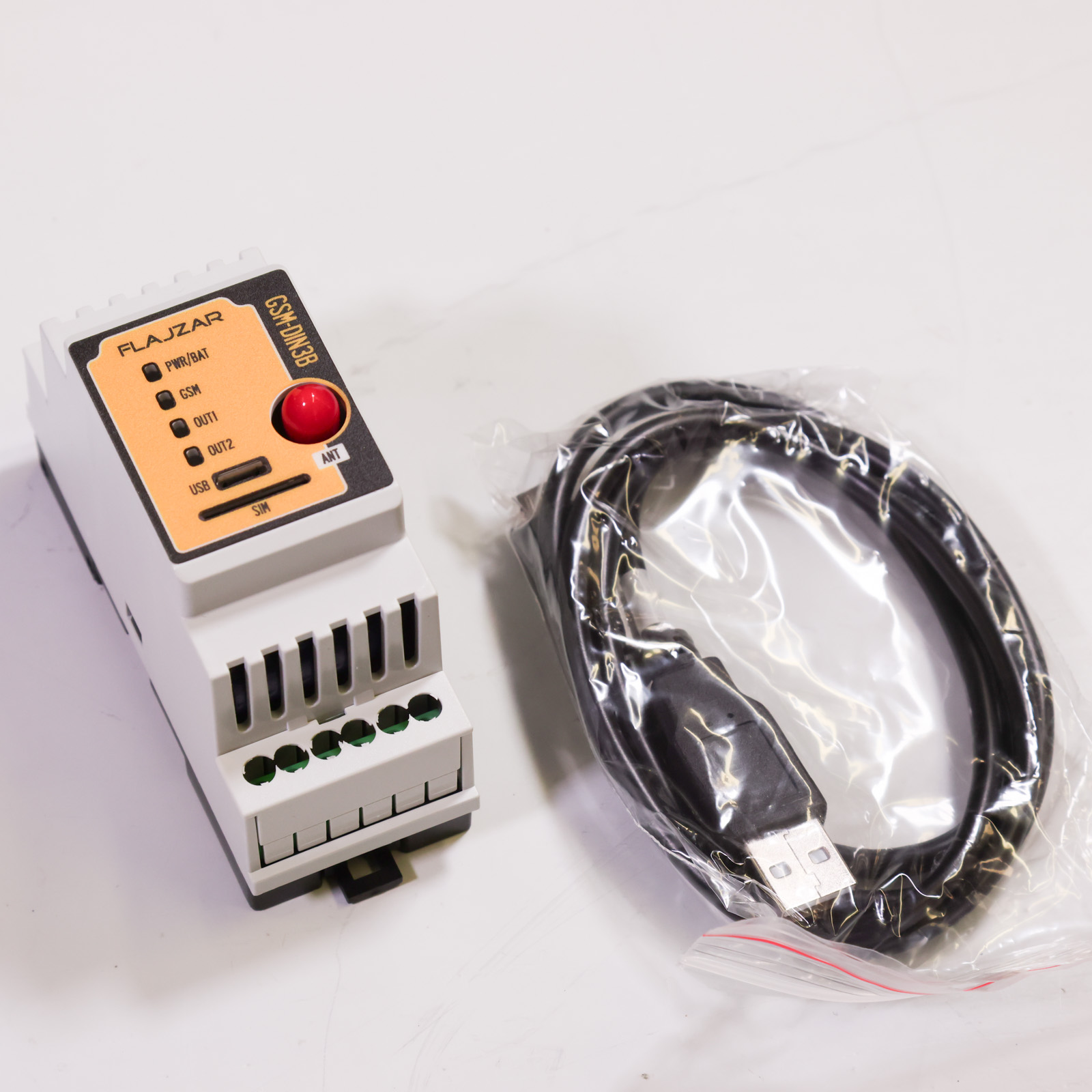 FLAJZAR GSM-DIN3B GSM-ohjausmoduuli