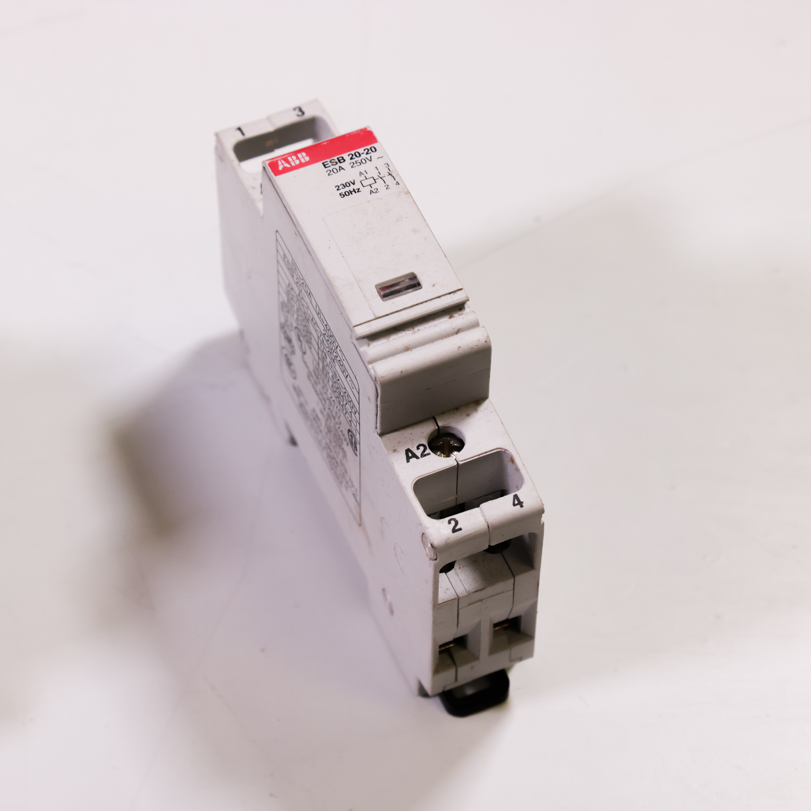 Kontaktori ABB ESB 20-20