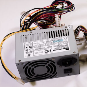 SEVENTEAM ST-250PIIP ATX-virtalähde 250W